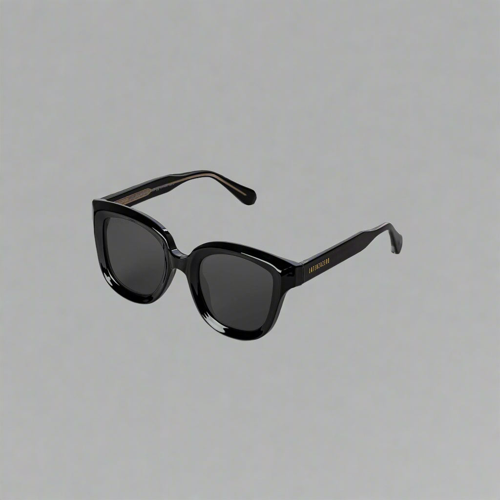 Black stylish Italian designed affordable sunglasses with UV protection.