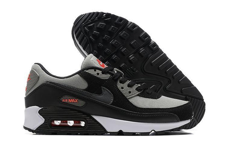 Nike Air Max 90 &