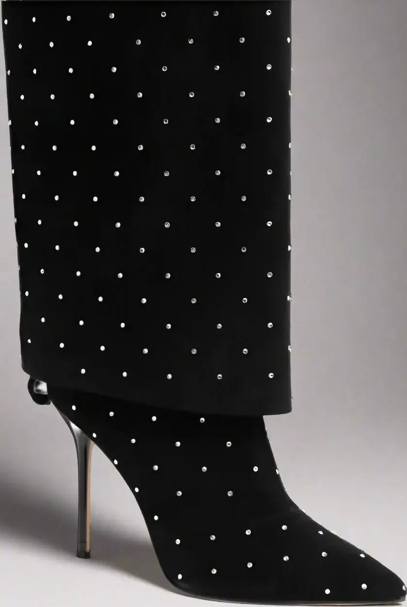 Balmain
Suede ARIEL Boots with Rhinestoned Detail