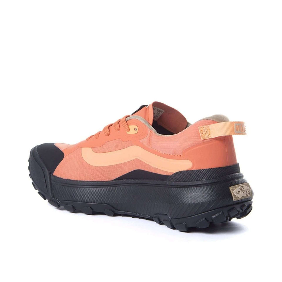 VANS sneakers and streetwear collection at STORE 7994