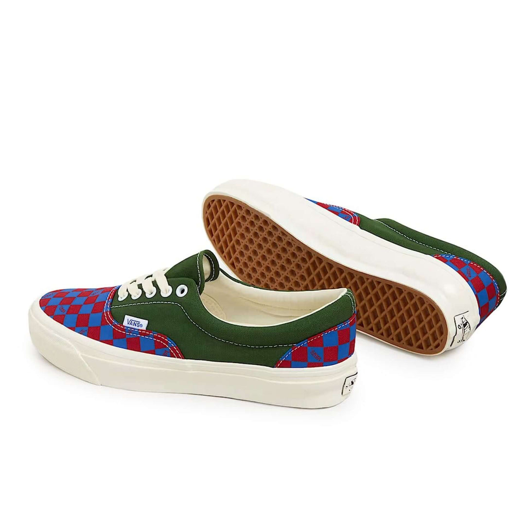VANS sneakers and streetwear collection at STORE 7994