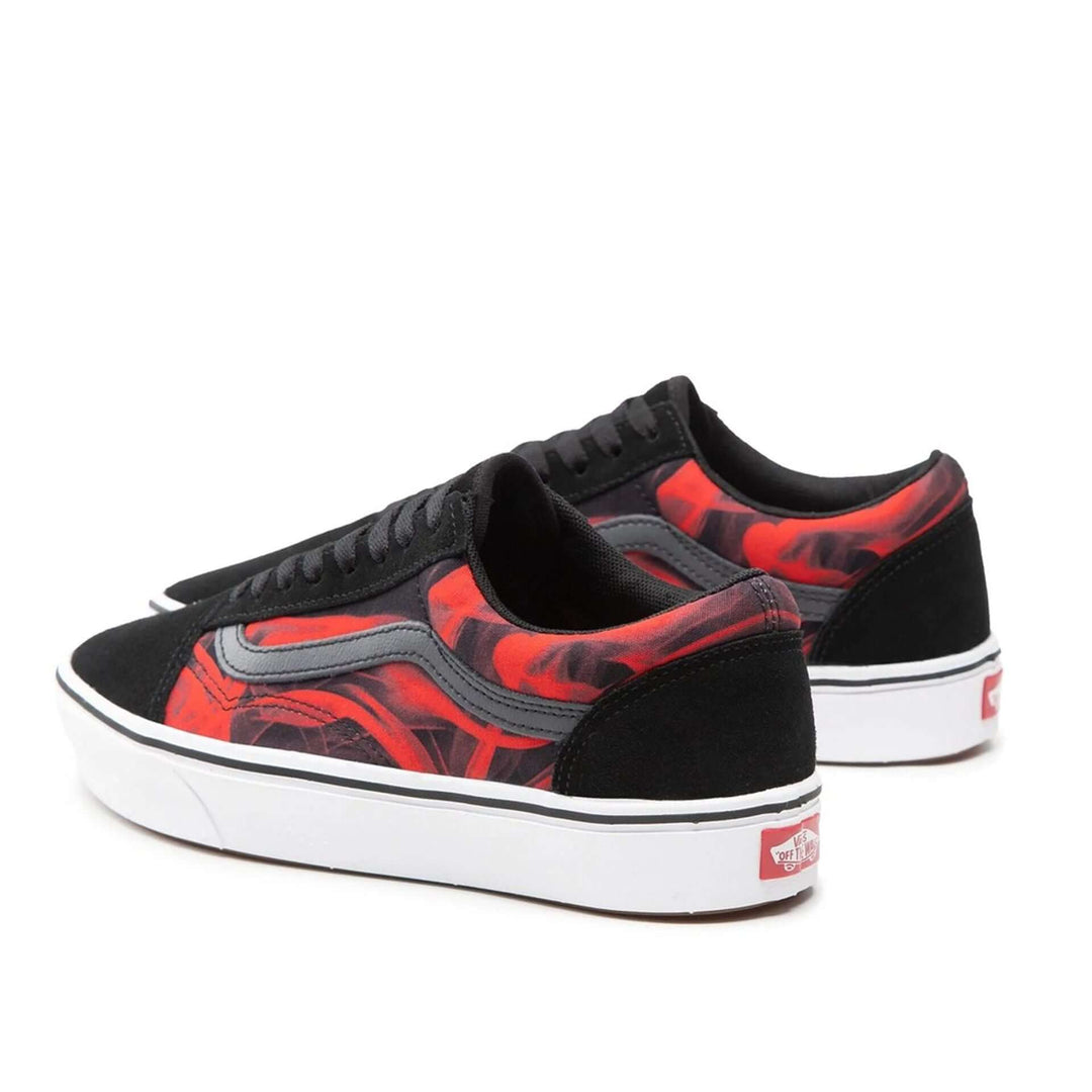 VANS sneakers and streetwear collection at STORE 7994