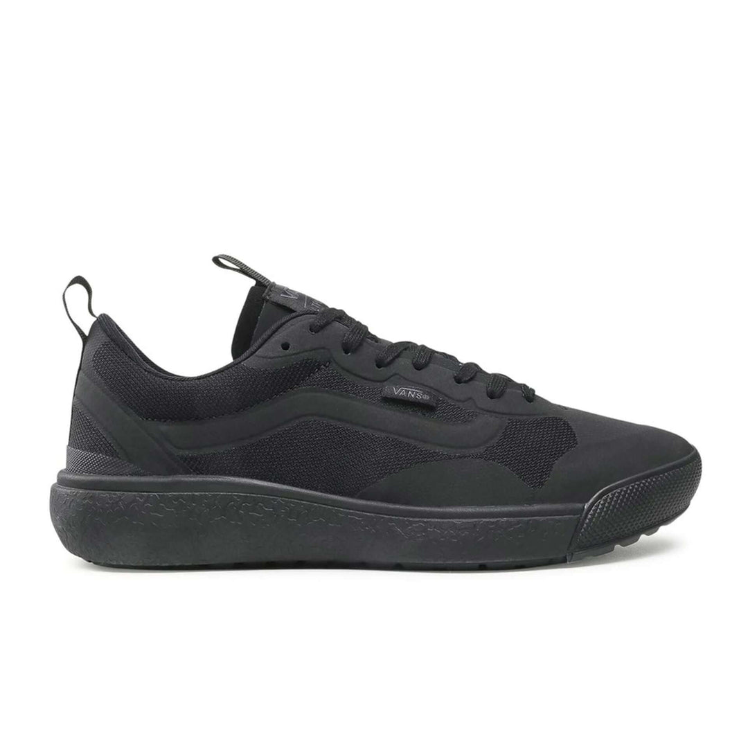 VANS sneakers and streetwear collection at STORE 7994