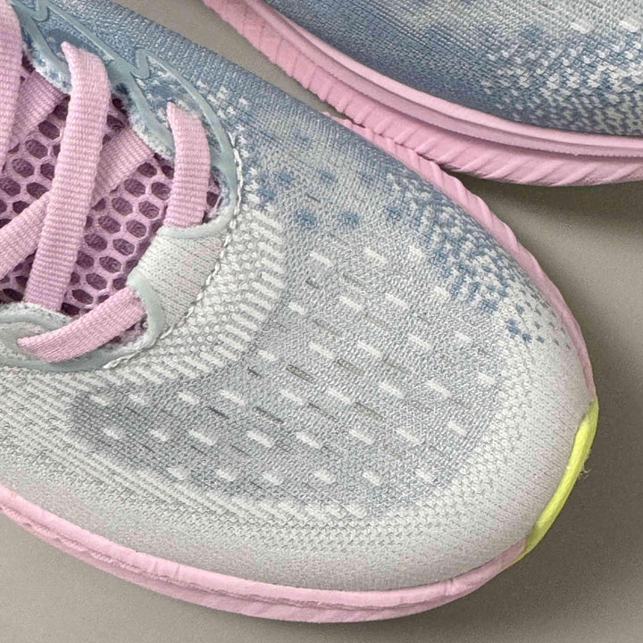 Hoka One One Mach 6 &