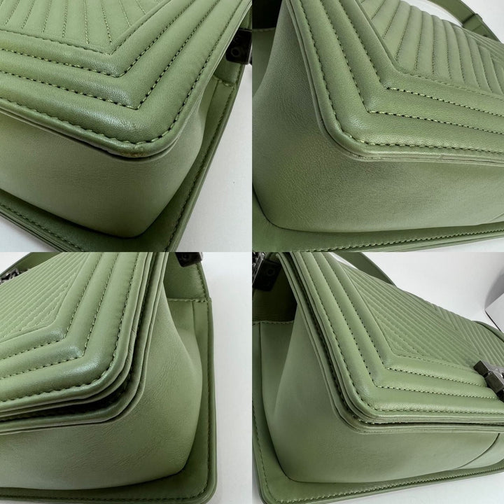 Chanel Medium Boy Flap light green calfskin bag – STORE 7994