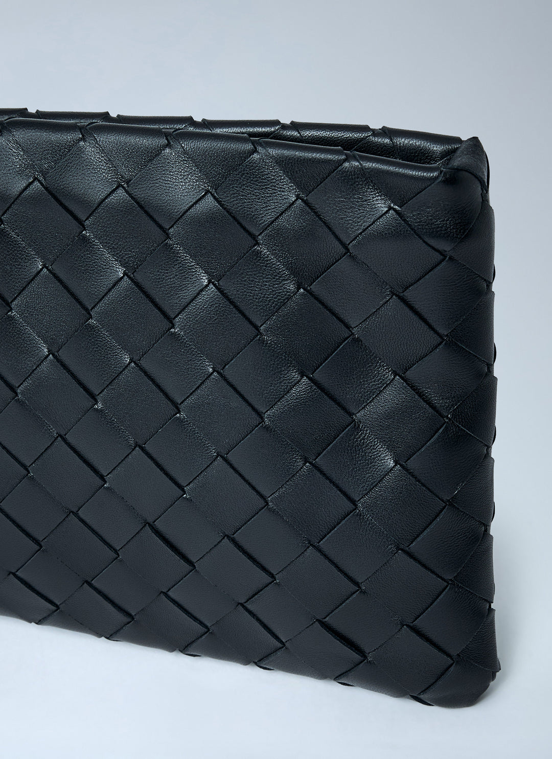 Bottega Veneta Women Small Intrecciato Flat Pouch