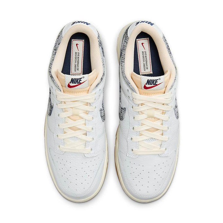 Nike Dunk Low &