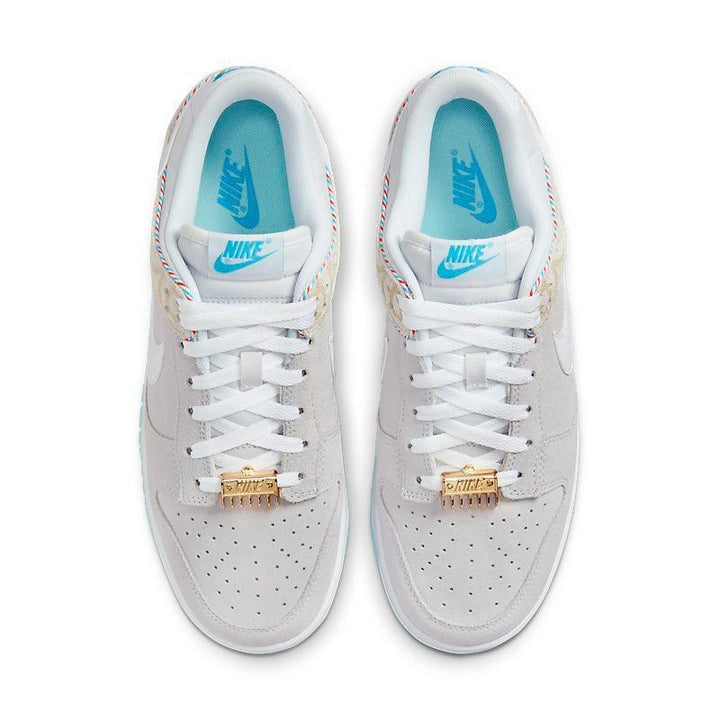 Nike Dunk Low &