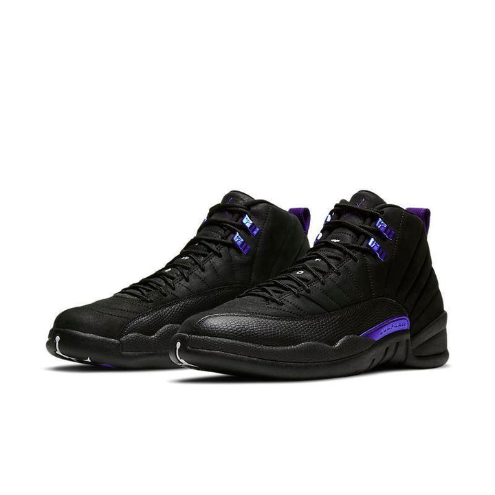 Air Jordan Retro 12 &