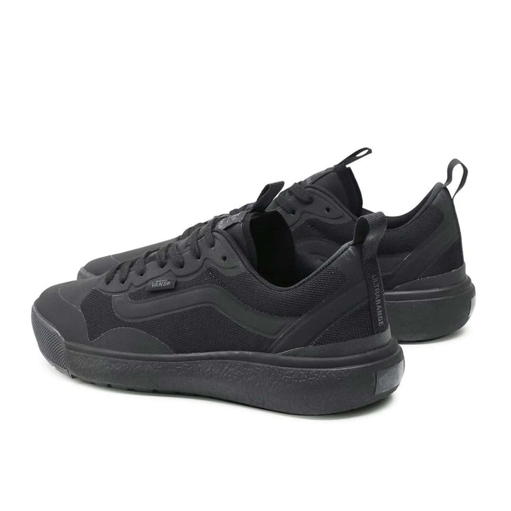 VANS sneakers and streetwear collection at STORE 7994