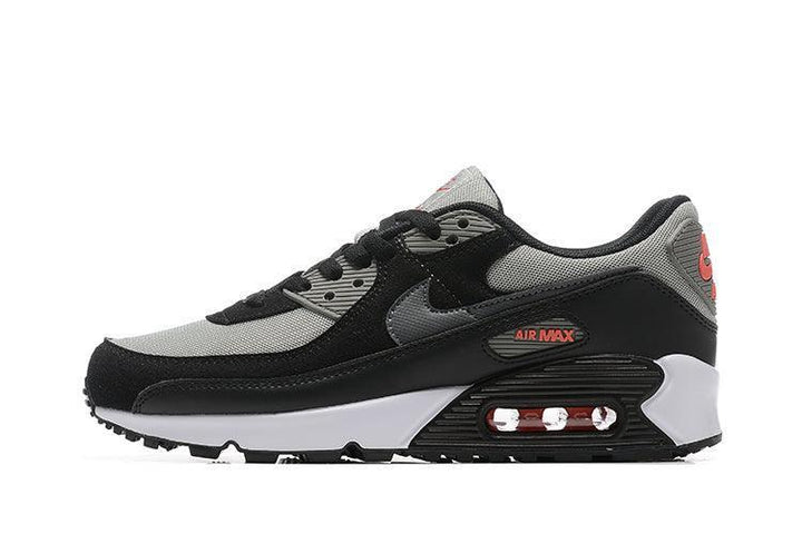 Nike Air Max 90 &