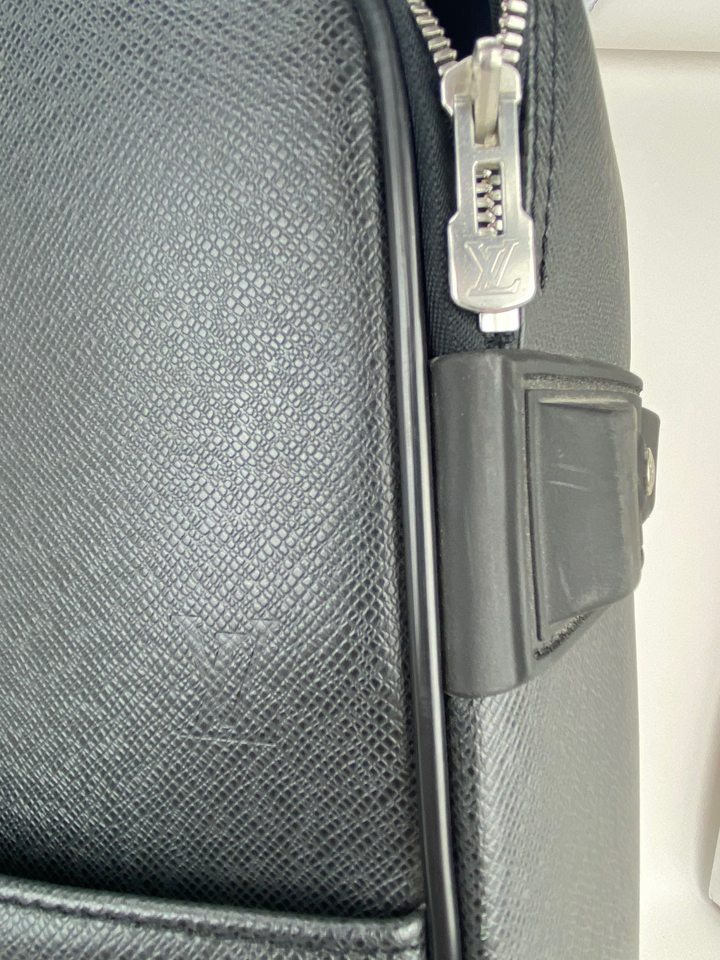 Louis Vuitton Pegase 60 Ardoise Taiga  Rolling suitcase carry on Luggage pre owned