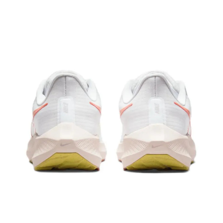 Nike Air Zoom Pegasus 39 &