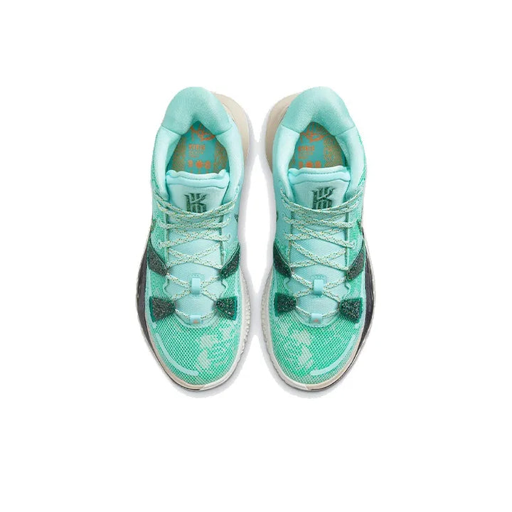 Nike Kyrie 7 &