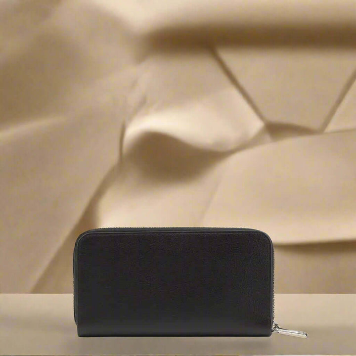 Burberry women's black leather Wallets