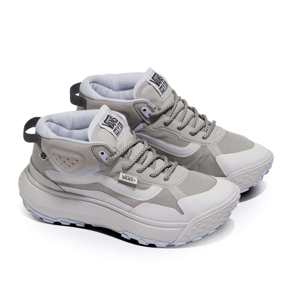 VANS sneakers and streetwear collection at STORE 7994