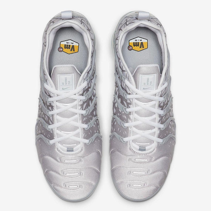 Nike Air VaporMax Plus &