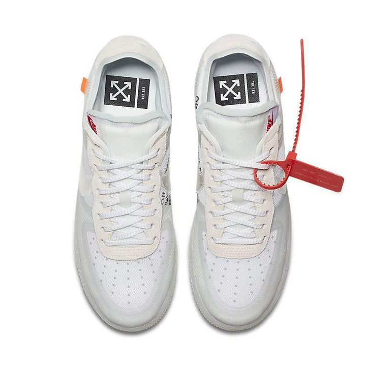 Nike Air Force 1 Low &