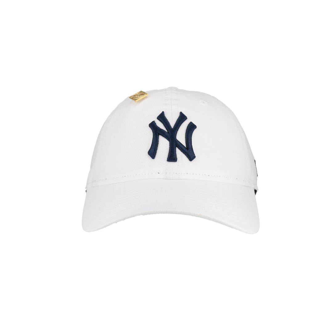 New York Yankees New Era 9Twenty Adjustable Hat (White Navy)