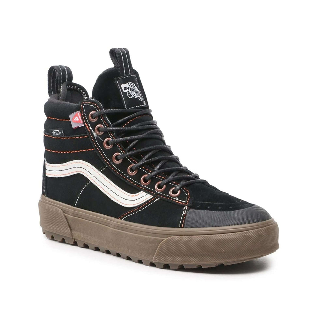 VANS sneakers and streetwear collection at STORE 7994