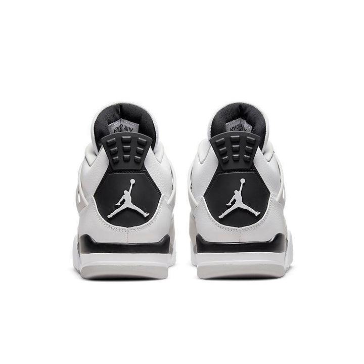 Air Jordan 4 Retro &