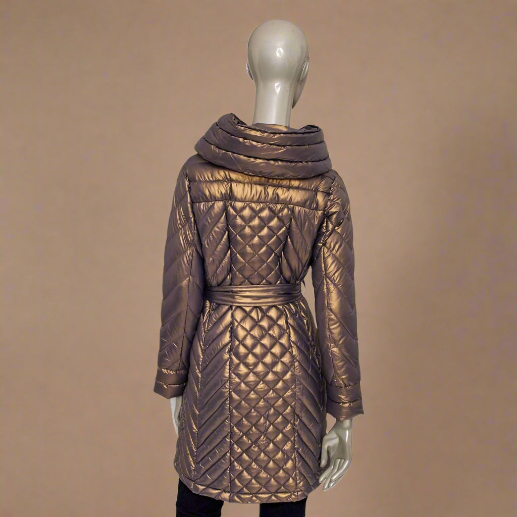 Comfortable Italian designed coats & jackets in mid, 3/4 and hooded designs