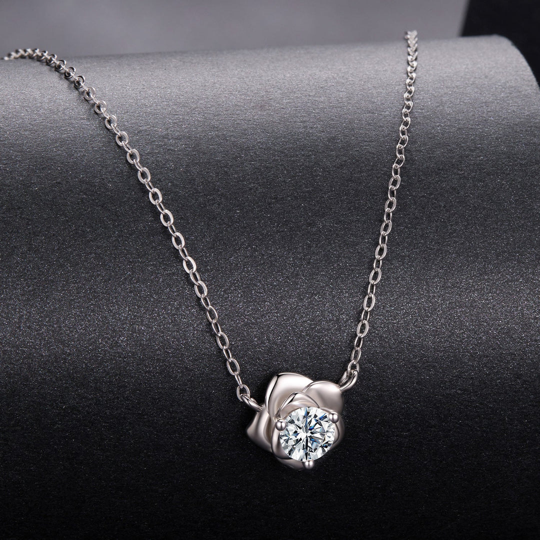 925 Sterling Silver Moissanite 0.5 Carat White Gold Plated Necklace for Women