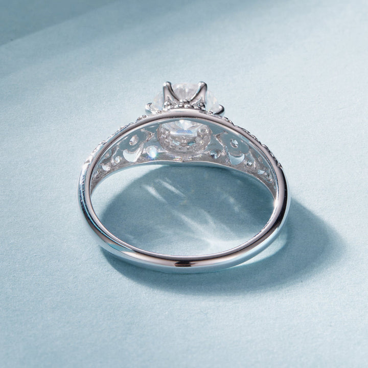 925 Sterling Silver Moissanite 0.65 Carat Ring Size 6 for Women