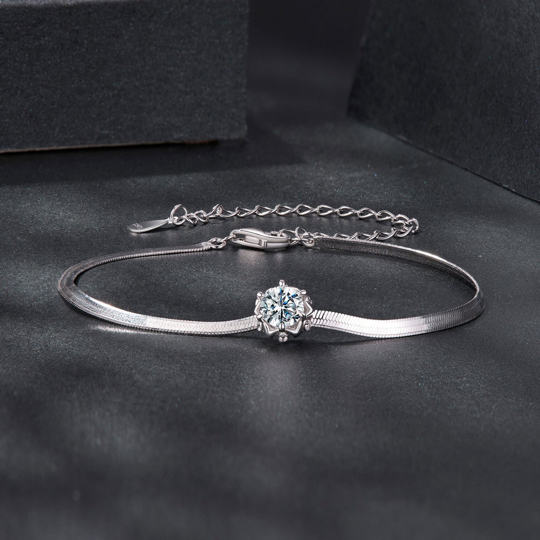 925 Sterling Silver Moissanite 0.50 Carat Bracelet with Pavé Setting and White Gold Plating for Women