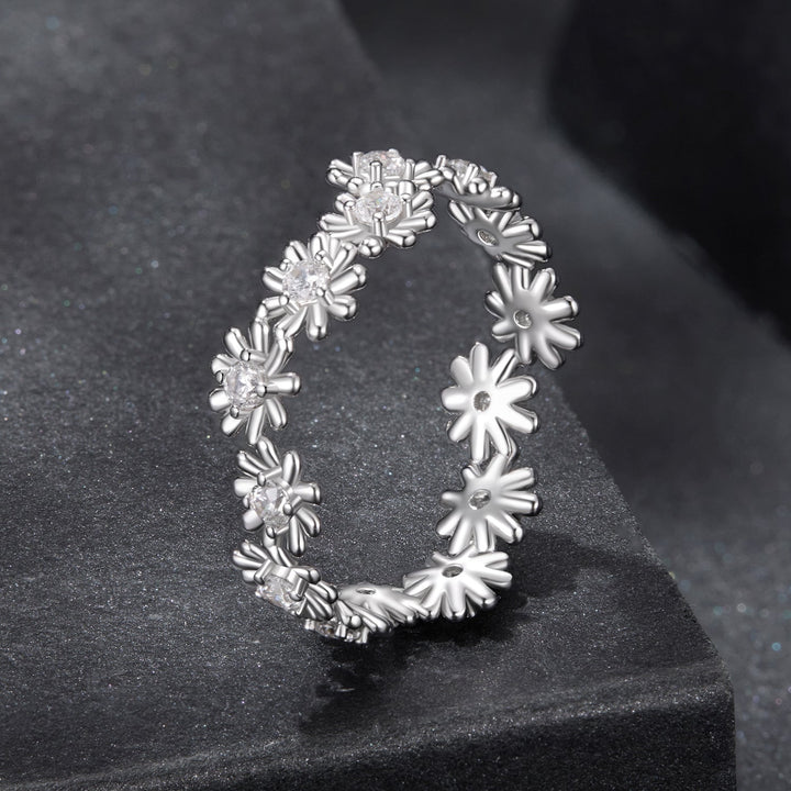 925 Sterling Silver Moissanite 0.03ct Ring Size 7