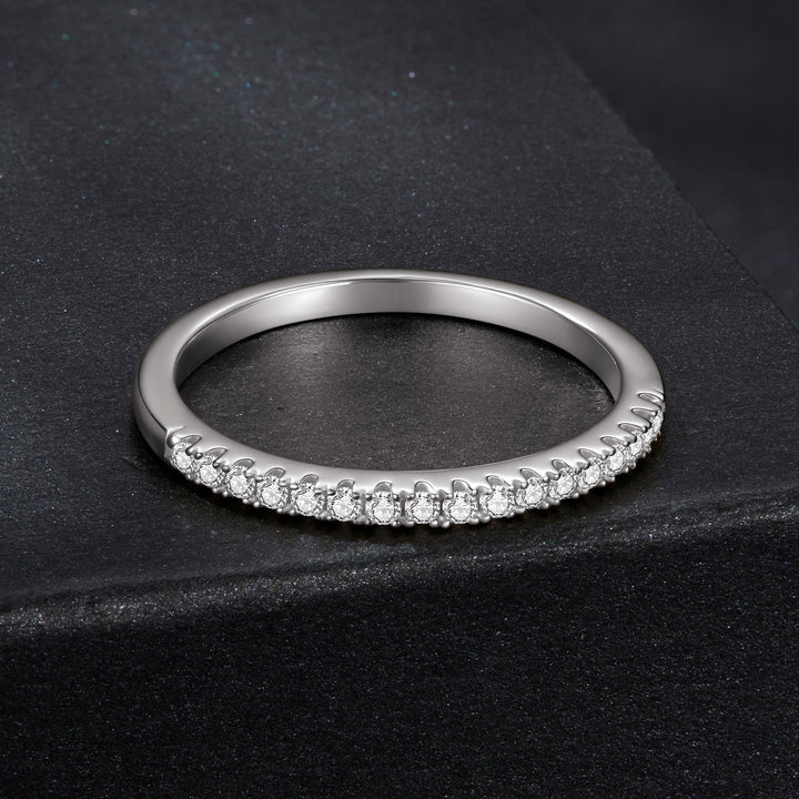 925 Sterling Silver 0.01ct Moissanite Ring in Size 8A