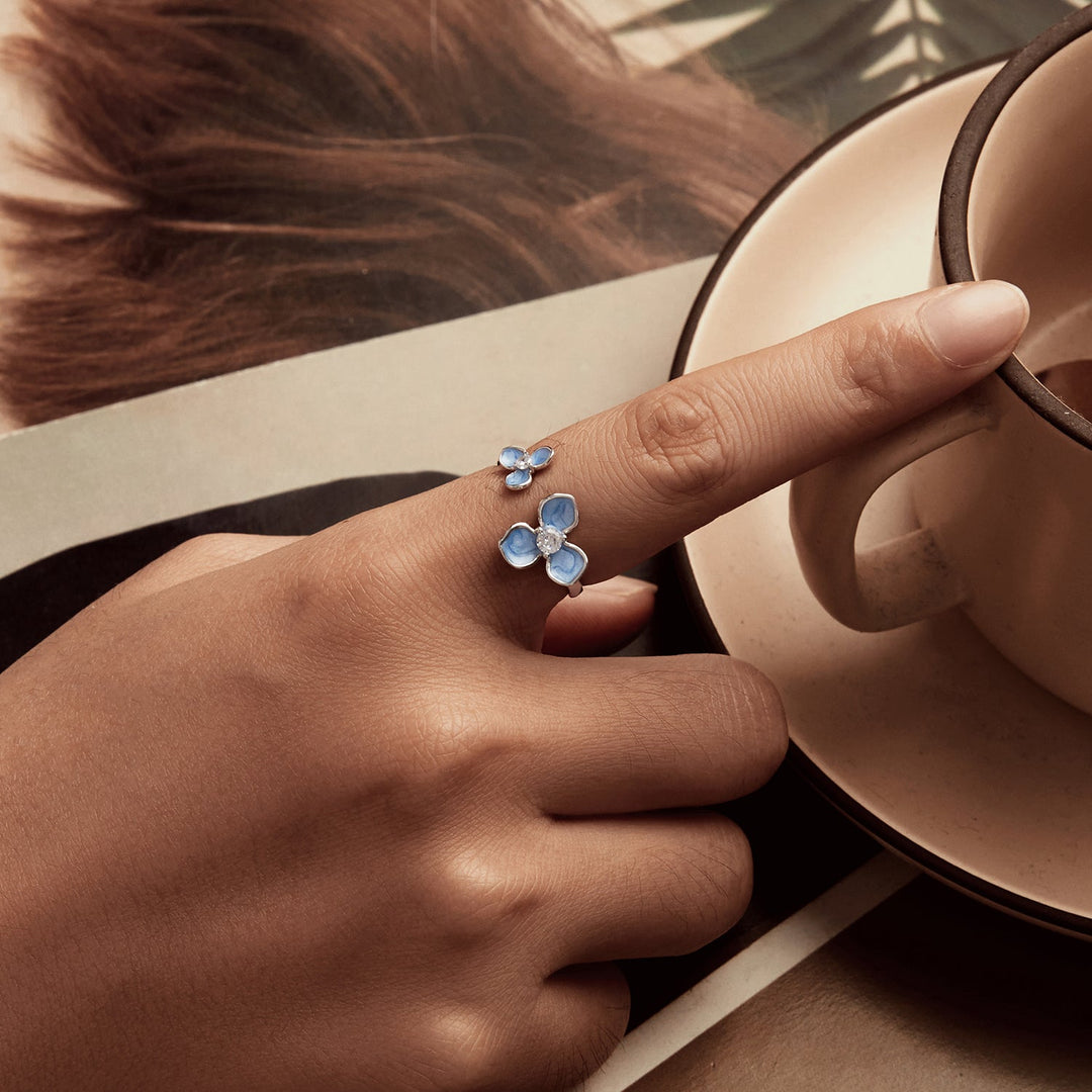 925 Sterling Silver Ring with Enamel Process and Pavé CZ - Stylish &amp; Elegant Design for Women