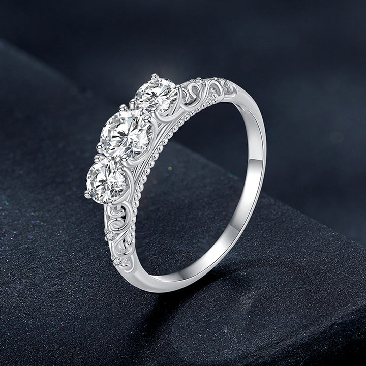 925 Sterling Silver Moissanite Pavé Setting Ring Size 6 for Women