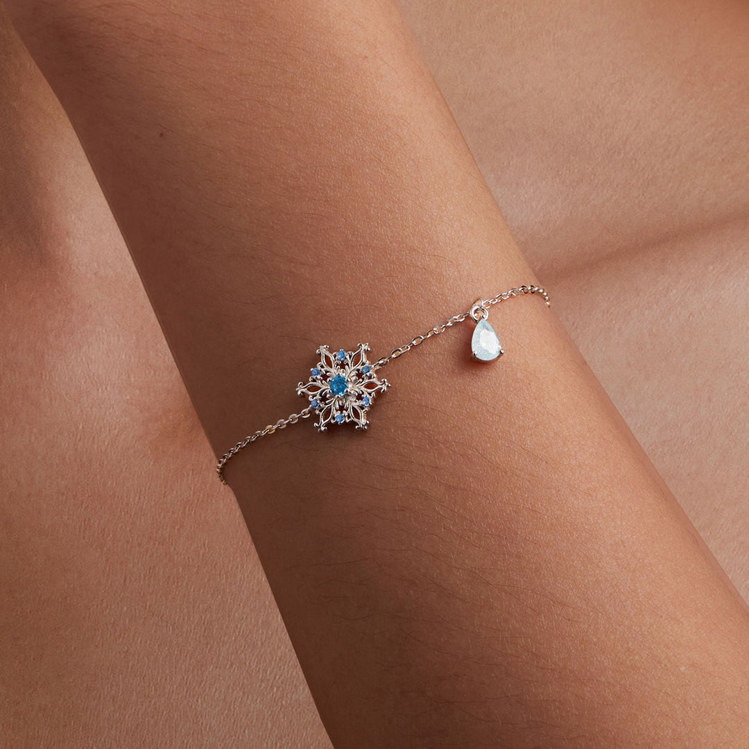 925 Sterling Silver Plated Platinum Bracelets with Ice Flower Zirconia for Women