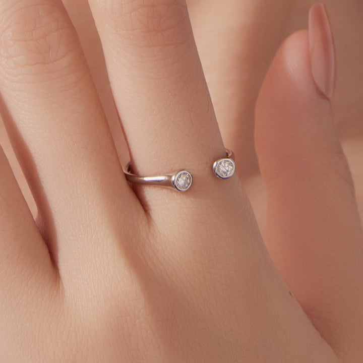 925 Sterling Silver Moissanite Ring Size E