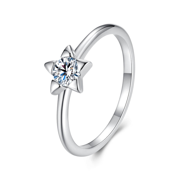925 Sterling Silver 0.30 Carat Moissanite Ring Size 8