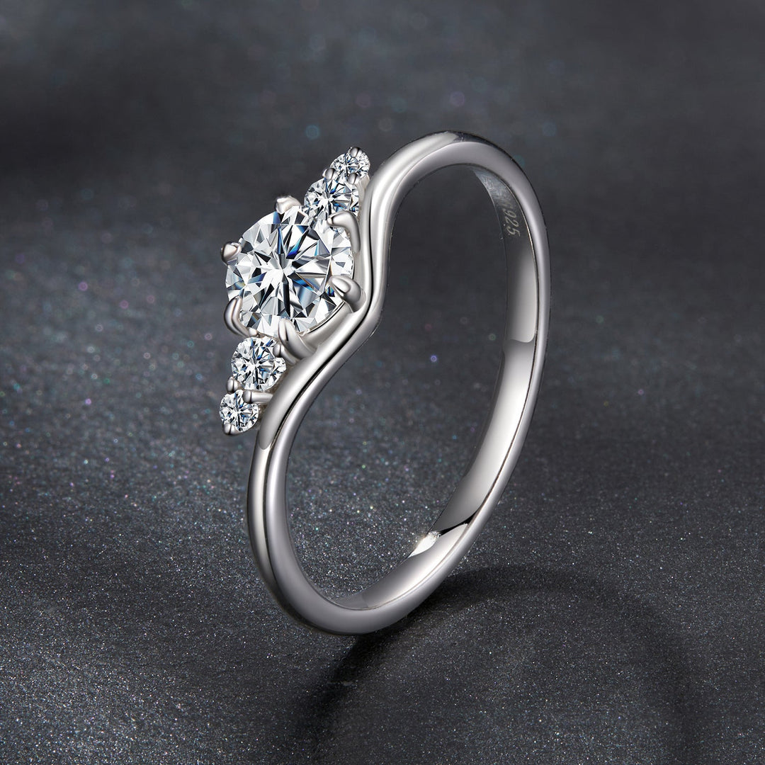 925 Sterling Silver Moissanite 0.15ct Ring Size 7 for Women