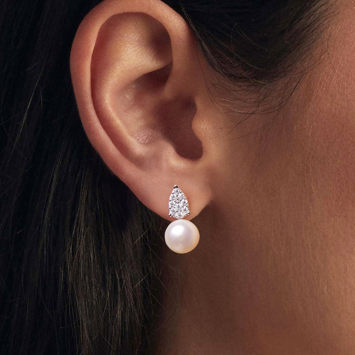 925 Sterling Silver 0.023 Carat Moissanite &amp; Freshwater Pearl Earrings for Women