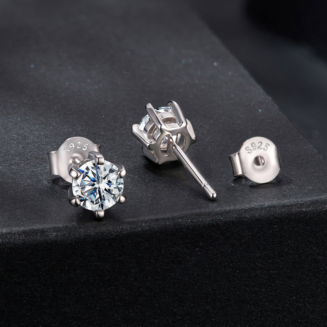 925 Sterling Silver 0.65 Carat Moissanite Earrings for Women