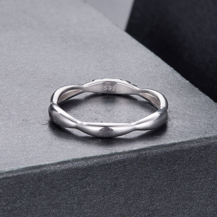 925 Sterling Silver Moissanite Ring with 0.15-0.2cm Gems for Women - Size 6