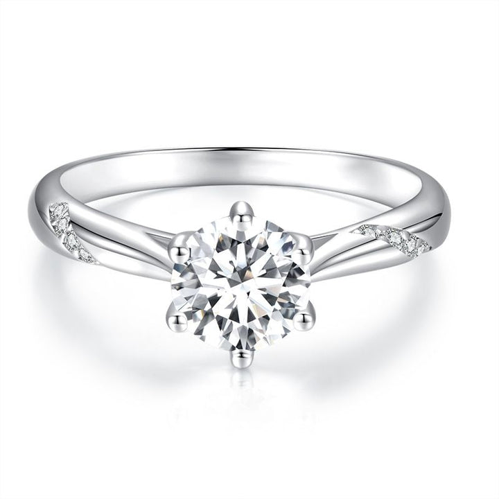 925 Sterling Silver Moissanite &amp; Zircon Ring Size 5