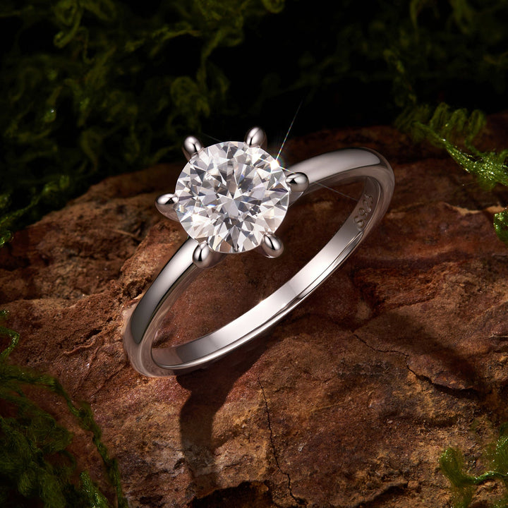 925 Sterling Silver White Gold Plated 0.5ct Moissanite Size 6S Ring for Women