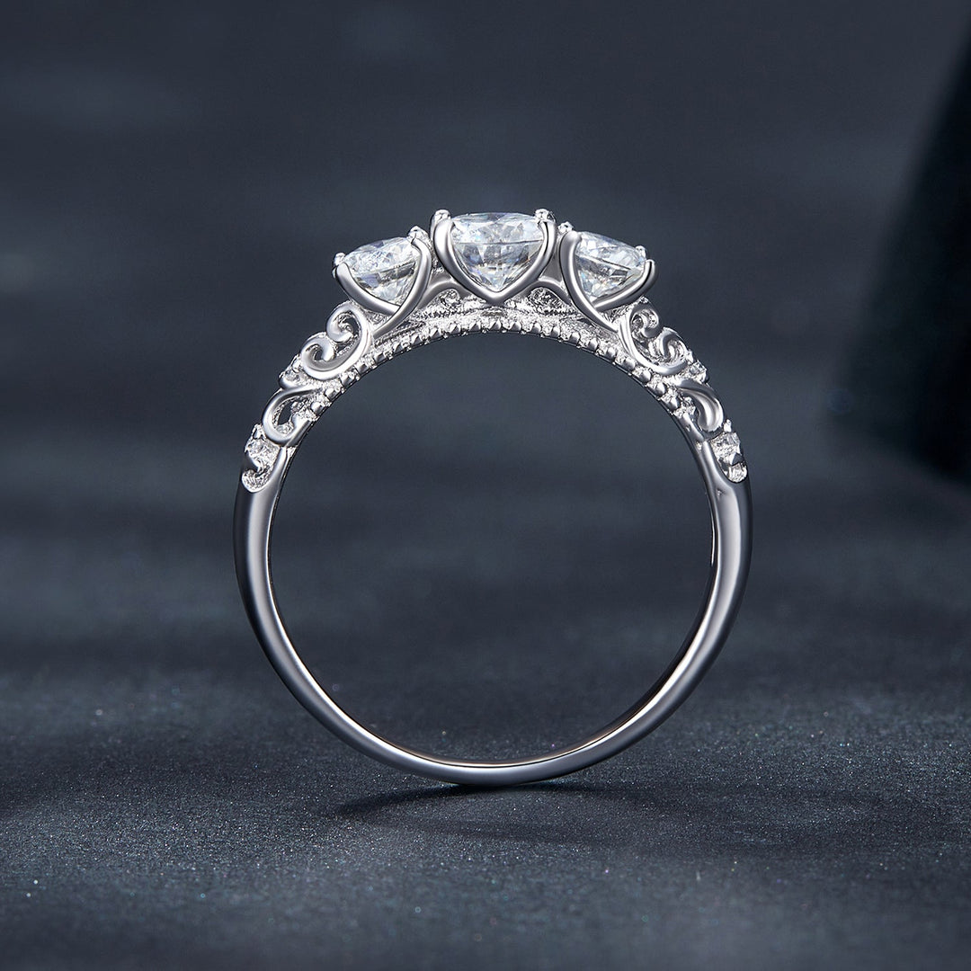 925 Sterling Silver Moissanite Pavé Setting Ring Size 6 for Women