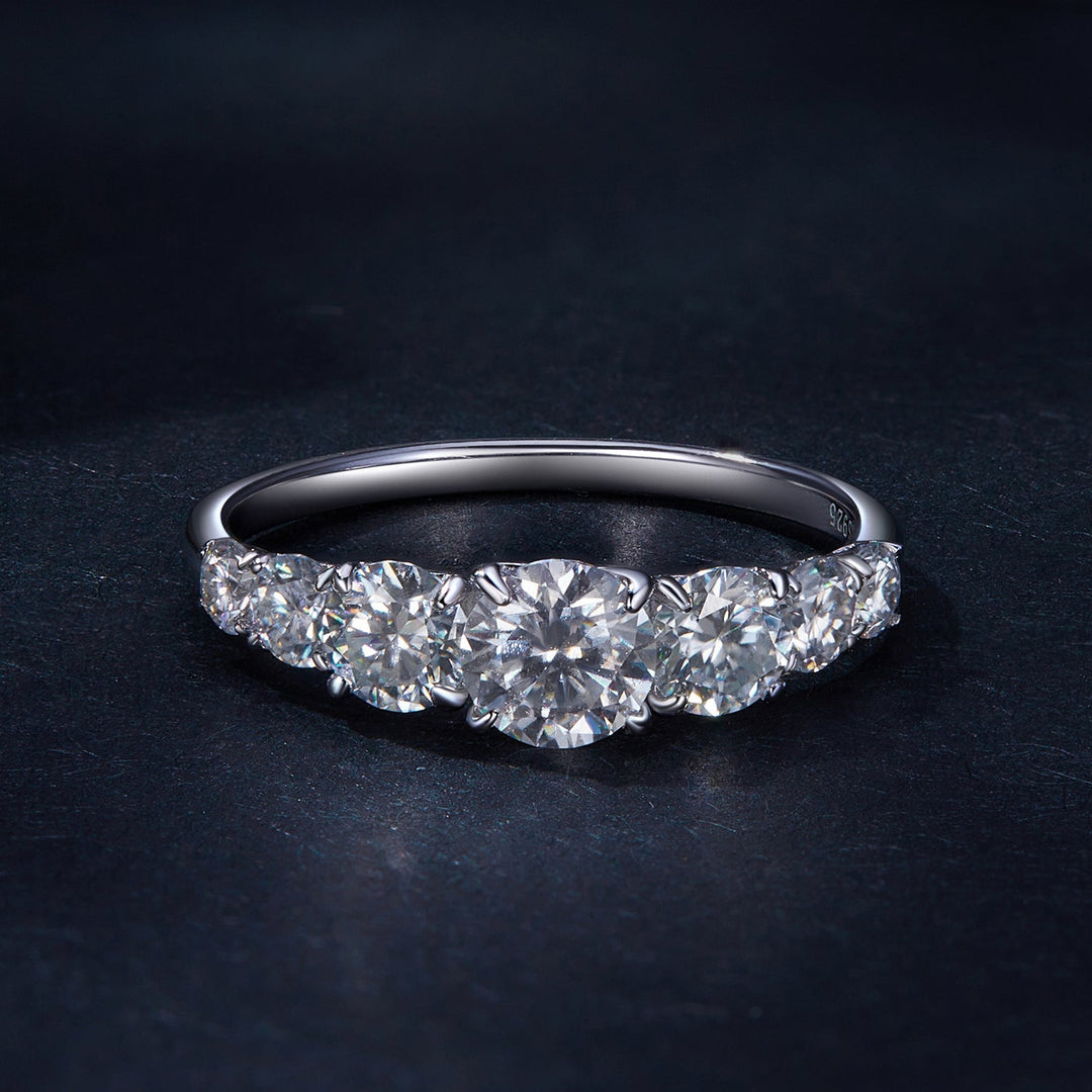 925 Sterling Silver Moissanite Engagement Ring with 5mm, 4mm, 3mm, 2.5mm Stones for Women