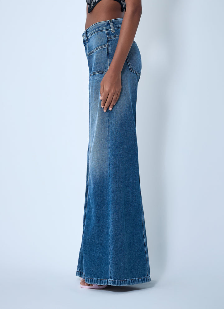 Diesel Women D-Akii Jeans