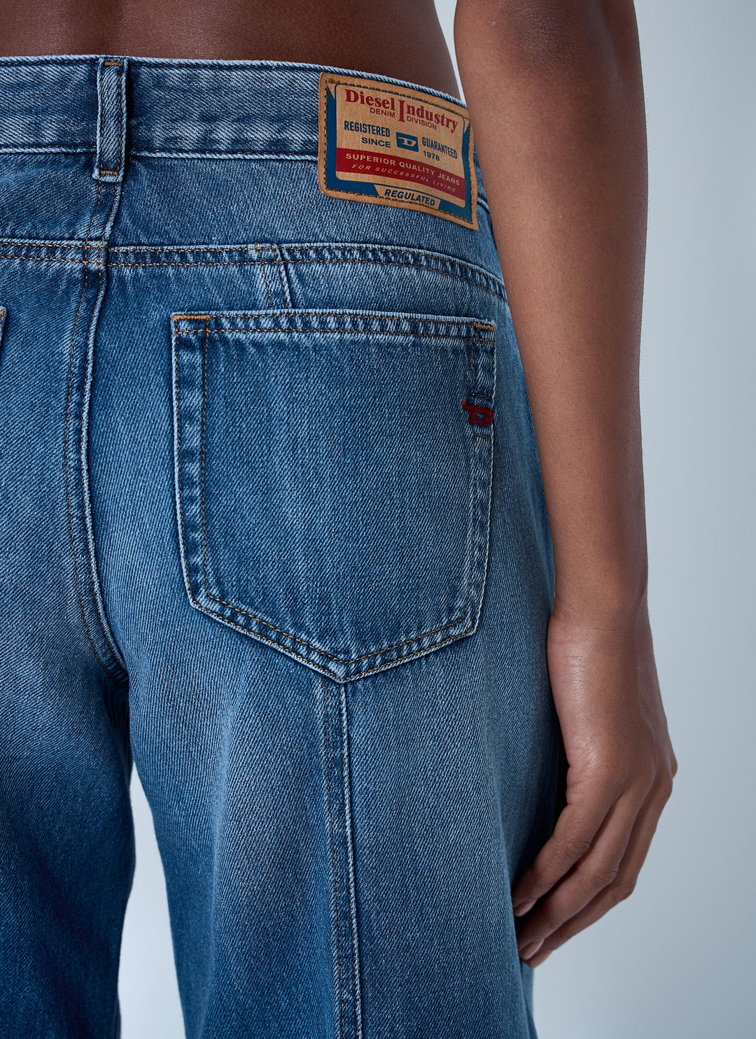 Diesel Women D-Akii Jeans