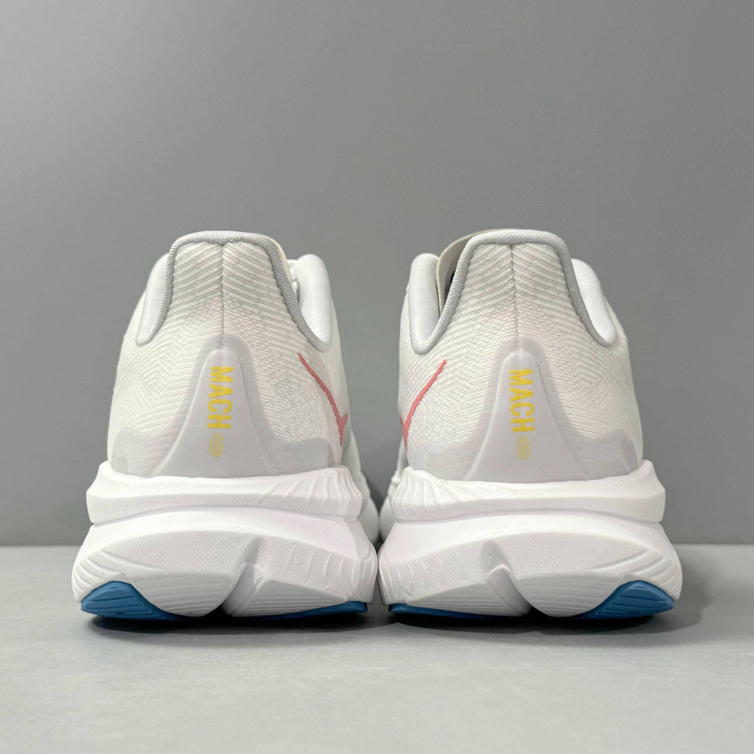 Hoka One One Mach 6 &