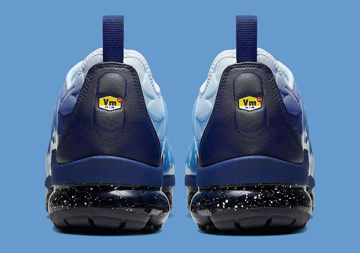 Nike Air VaporMax Plus &