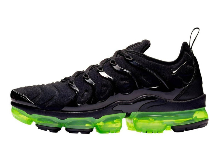 Nike Air VaporMax Plus &