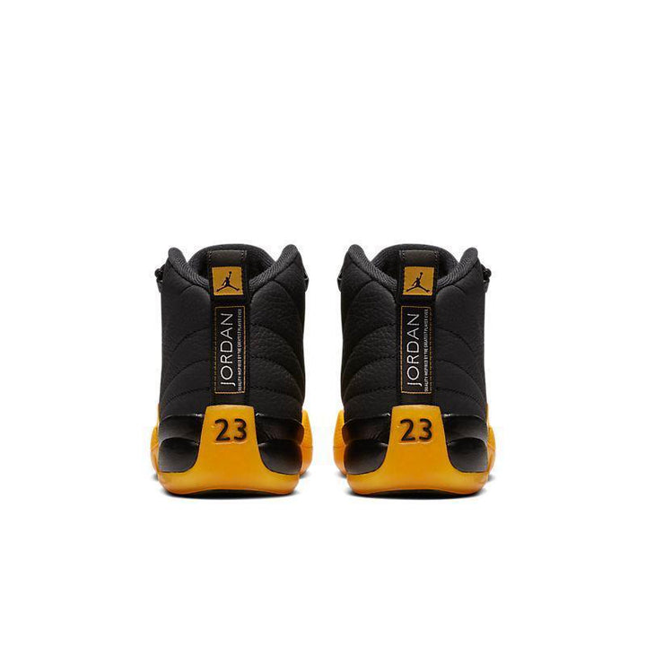 Air Jordan Retro 12 &